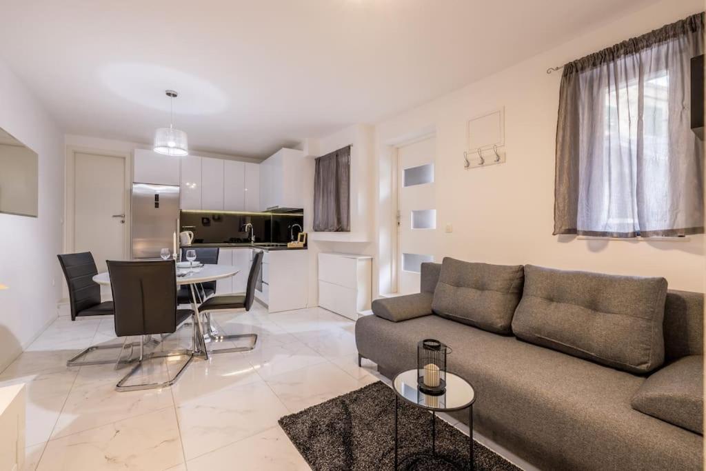 Apartment Paradise Garden Спліт Екстер'єр фото